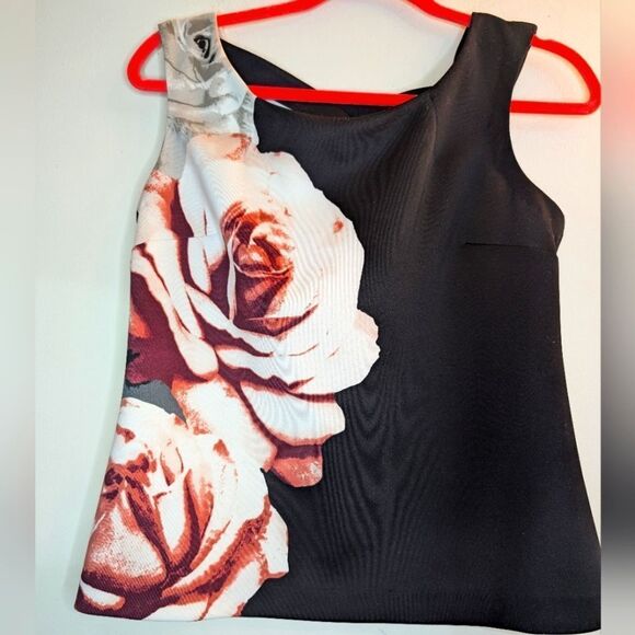 Roses top size M scuba fabric size M - Picture 2 of 5